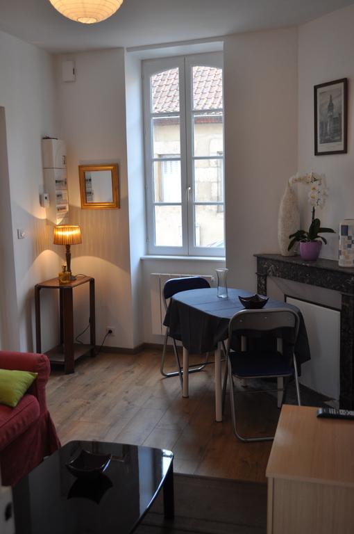 L'Appartement D'Aymar Moulins  Phòng bức ảnh